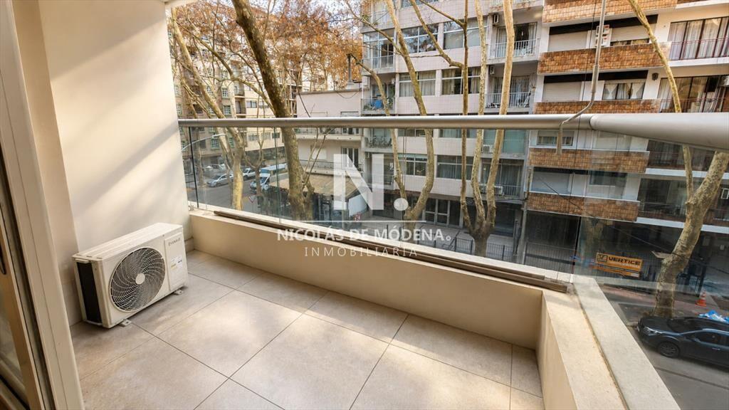 Departamento de 1 dormitorio en venta con gg en Pocitos