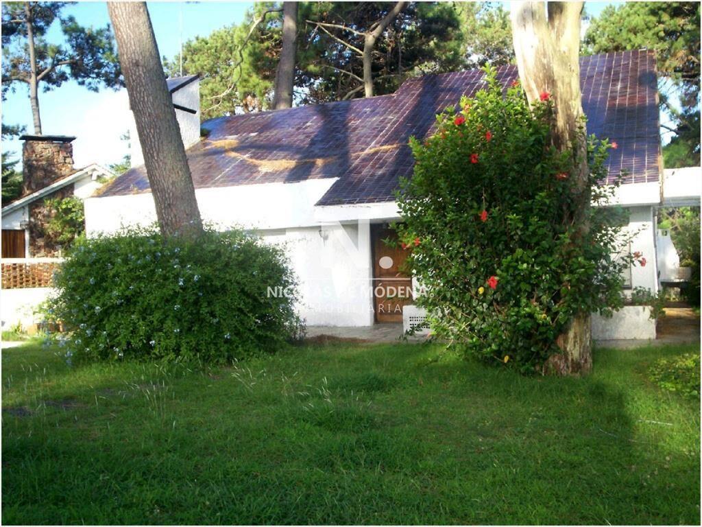 En venta casa de 4 dormitorios en San Rafael - y