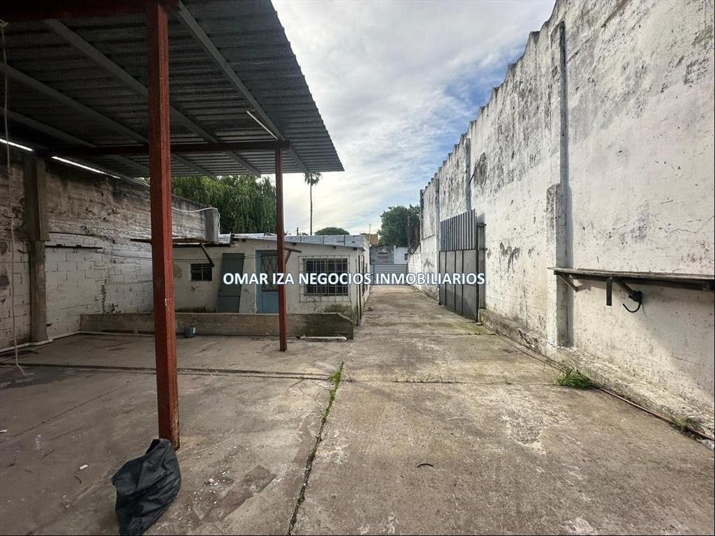 Venta casa + galpón en Barrio Ituzaingó, prox Hipodromo de