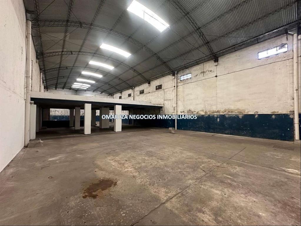 ALQUILER LOCAL COMERCIAL EN AGUADA, 800M2, ENTRADA VEHICULA