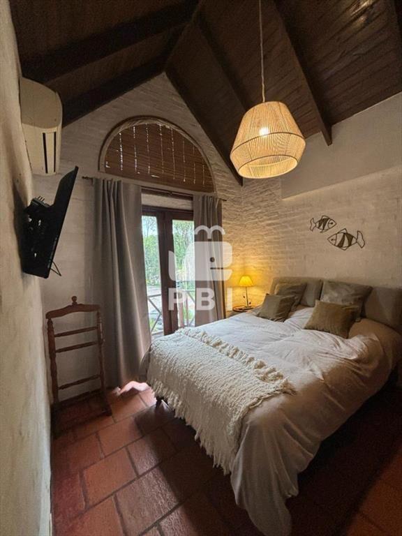 Alquiler Temporario de Casa 3 DORMITORIOS en Solanas Countr