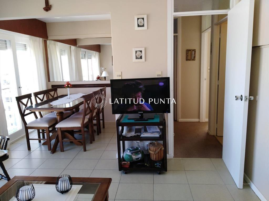 Peninsula, apartamento de dos dormitorios con