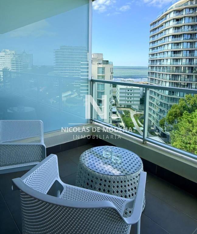 Vende departamento de 2 dormitorios en Punta del Este