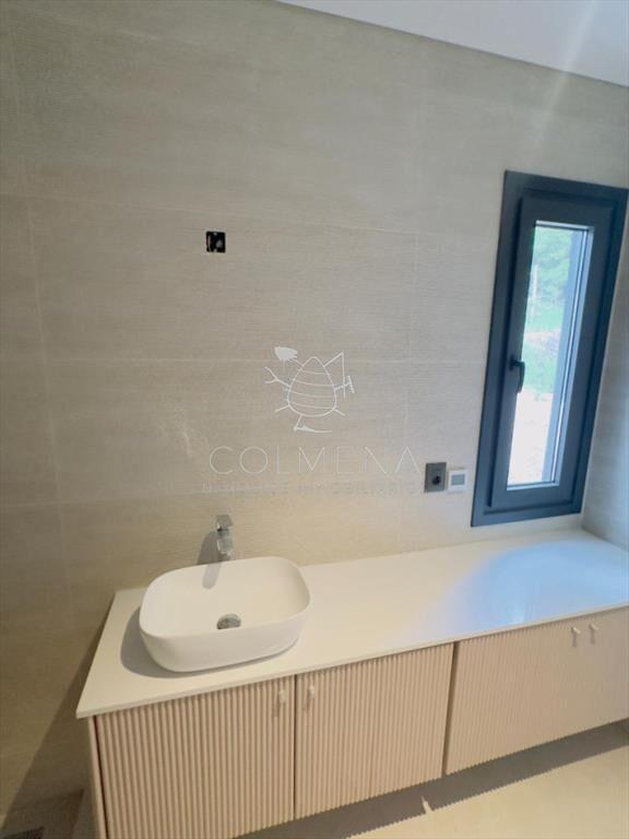 Vende casa a estrenar en Club del lago, Punta