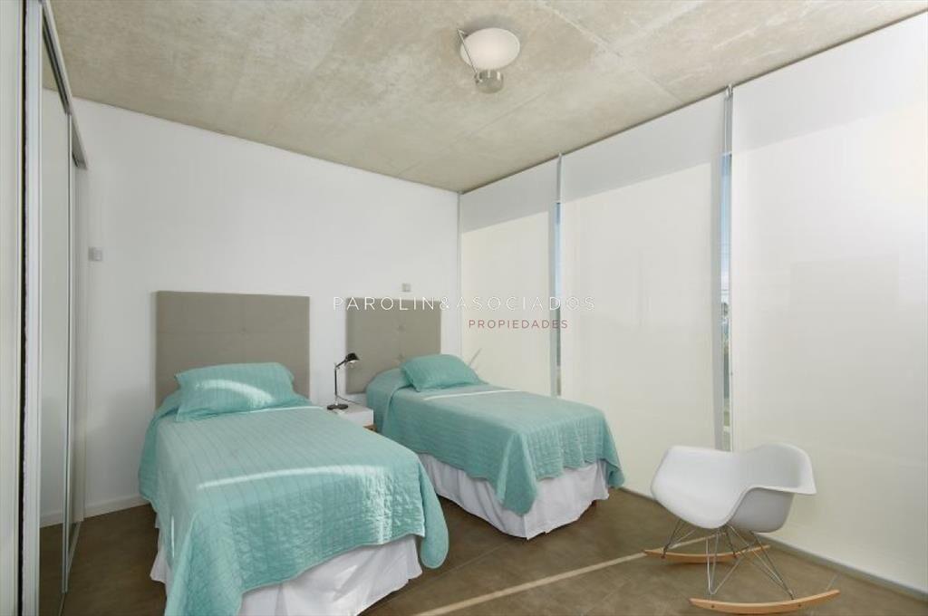 Apartamento en venta de 2 dormitorios en Punta