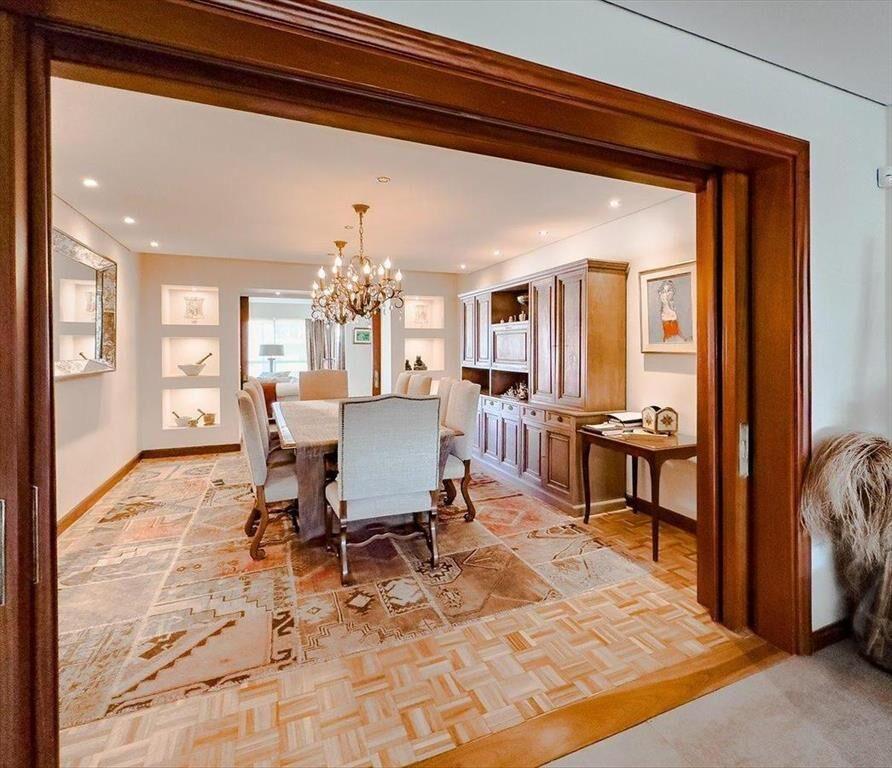 Venta Apartamento 4 Dormitorios 2 Garaje Pocitos