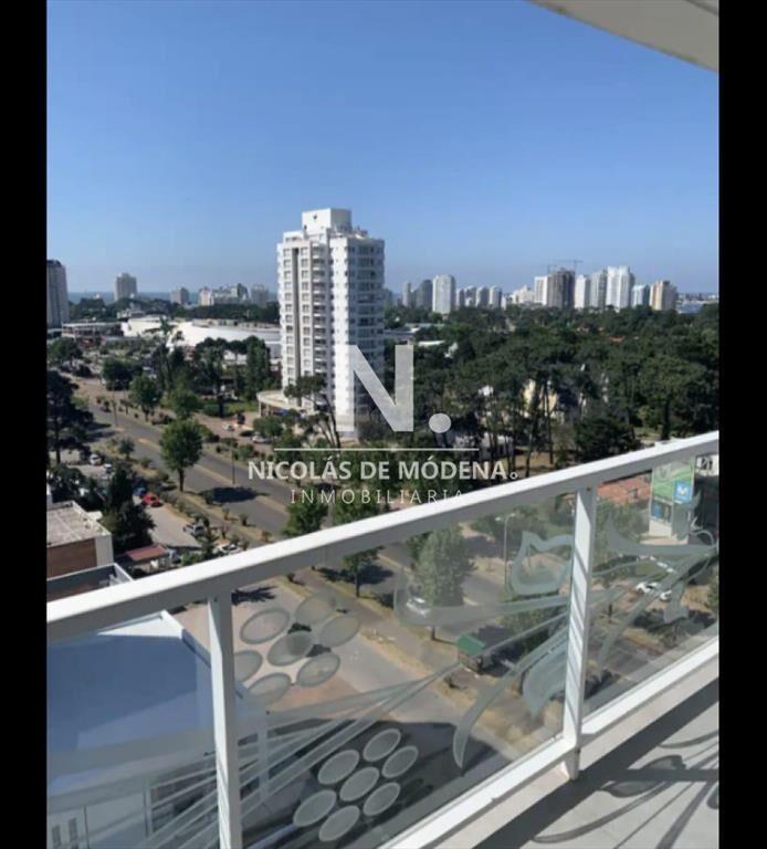 Se vende apartamento en Roosevelt de 2