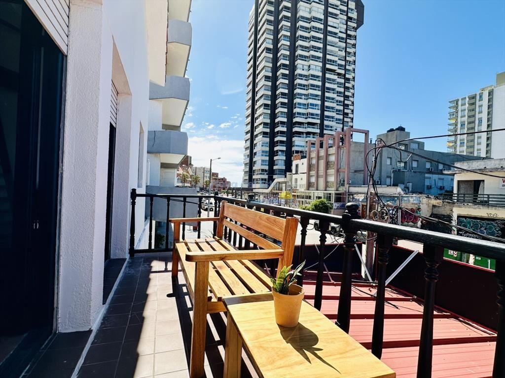 Casa estilo apartamento reciclada a nuevo en la a