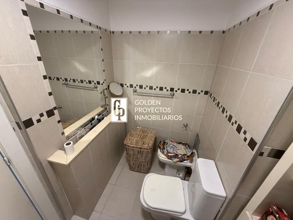 Penthouse en venta de dos dormitorios en Rambla
