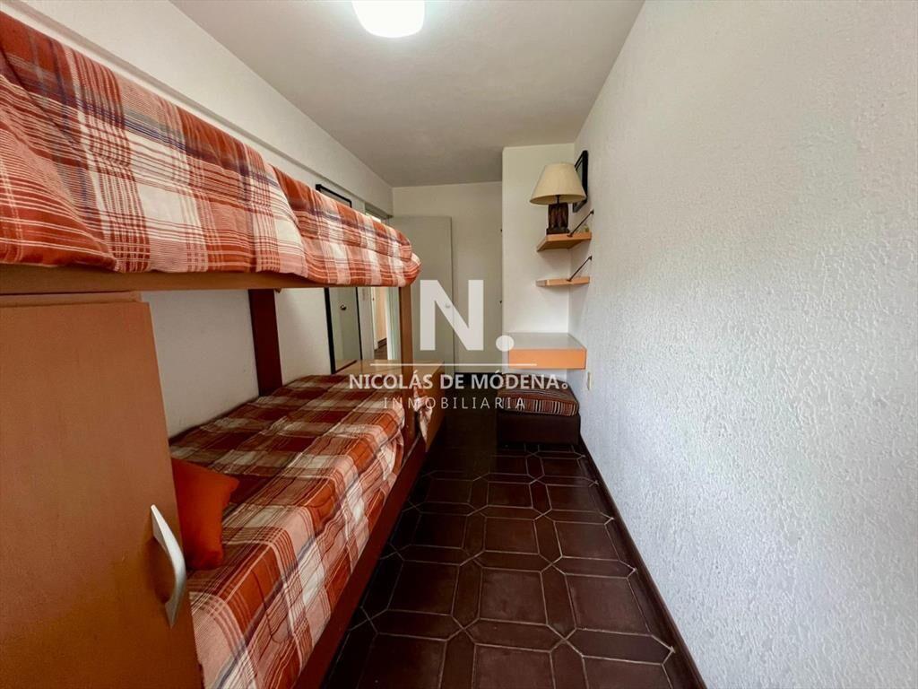 En venta impecable apartamento de 2 dormitorios,