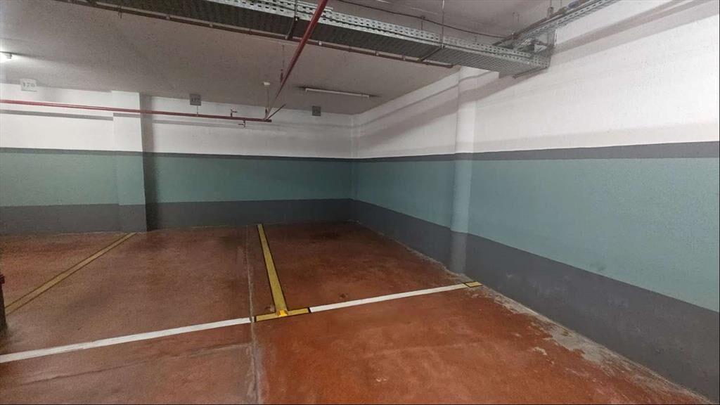 Estupenda oficina en WTC sobre Luis Alberto de Herrera, ide
