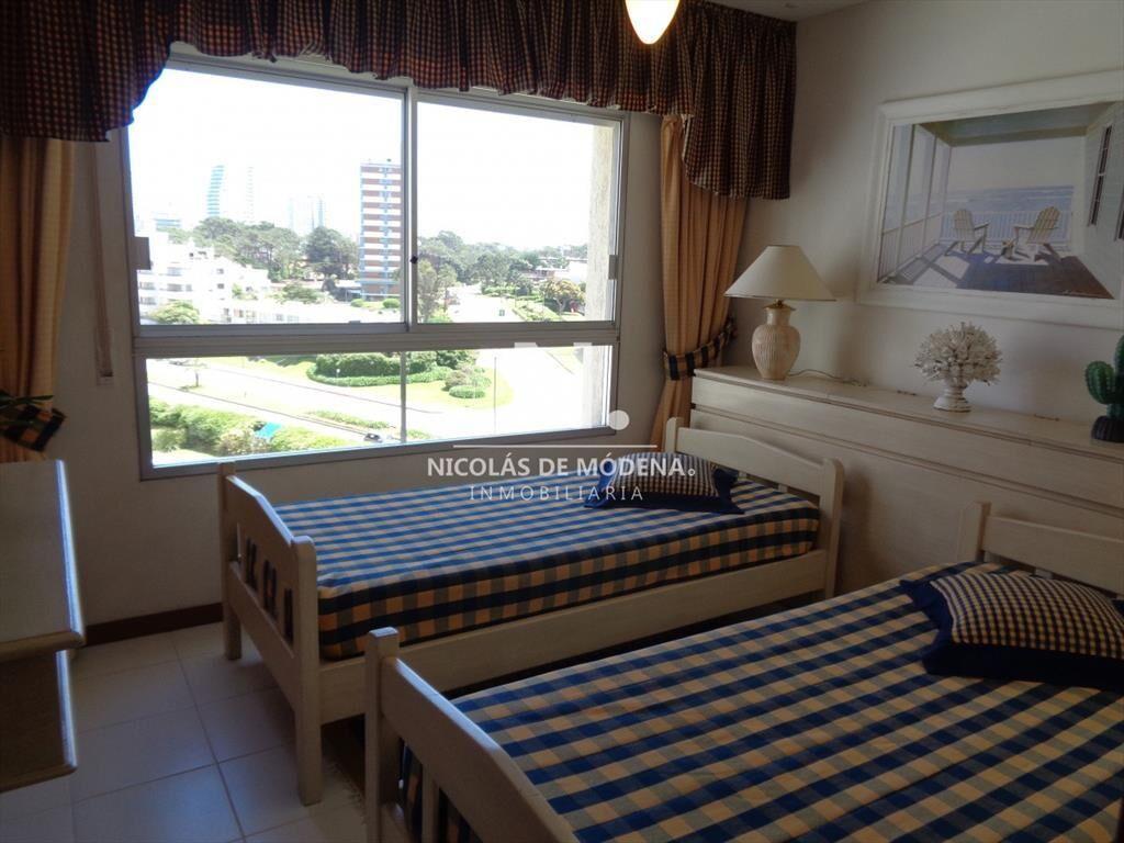 OCEAN TOWER CON EXCELENTE VISTA AL MAR 2 VENTA