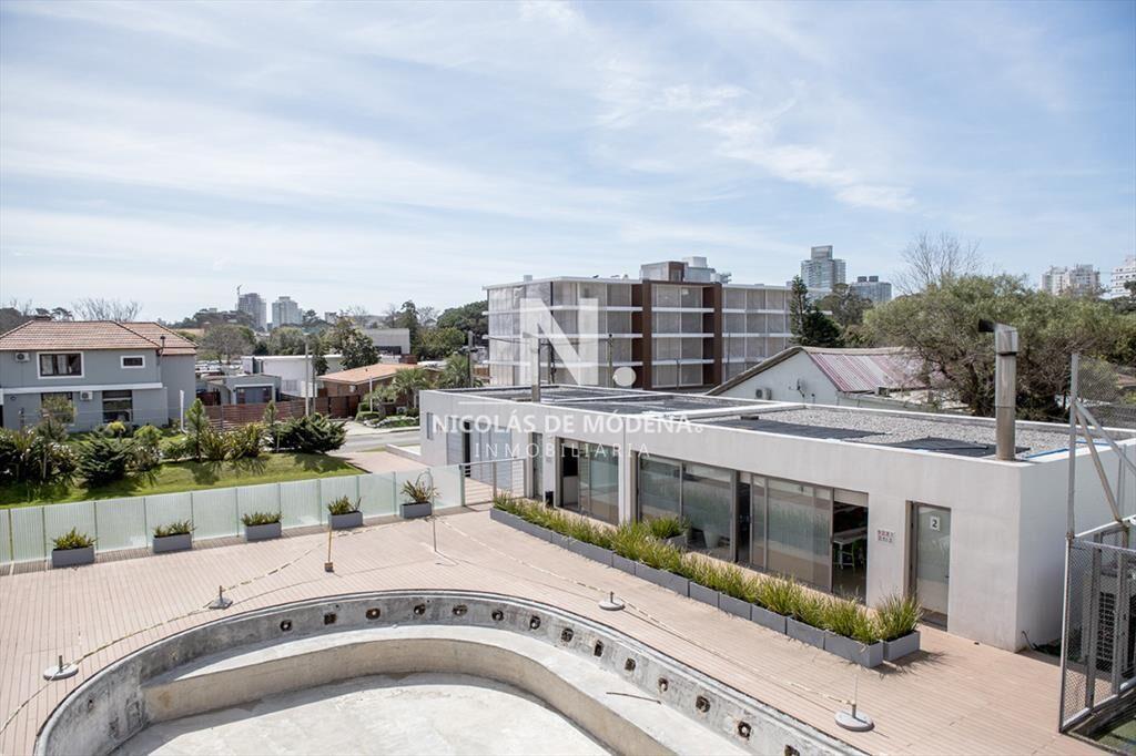 Vende apartamento en Alexander Boulevard de 2