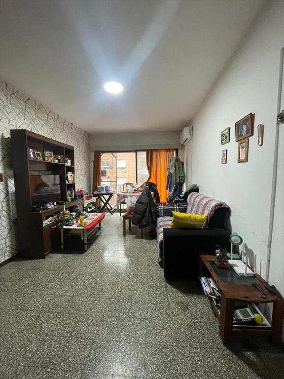 Venta Apartamento 2 dormitorios en cooperativa. Con balcón,
