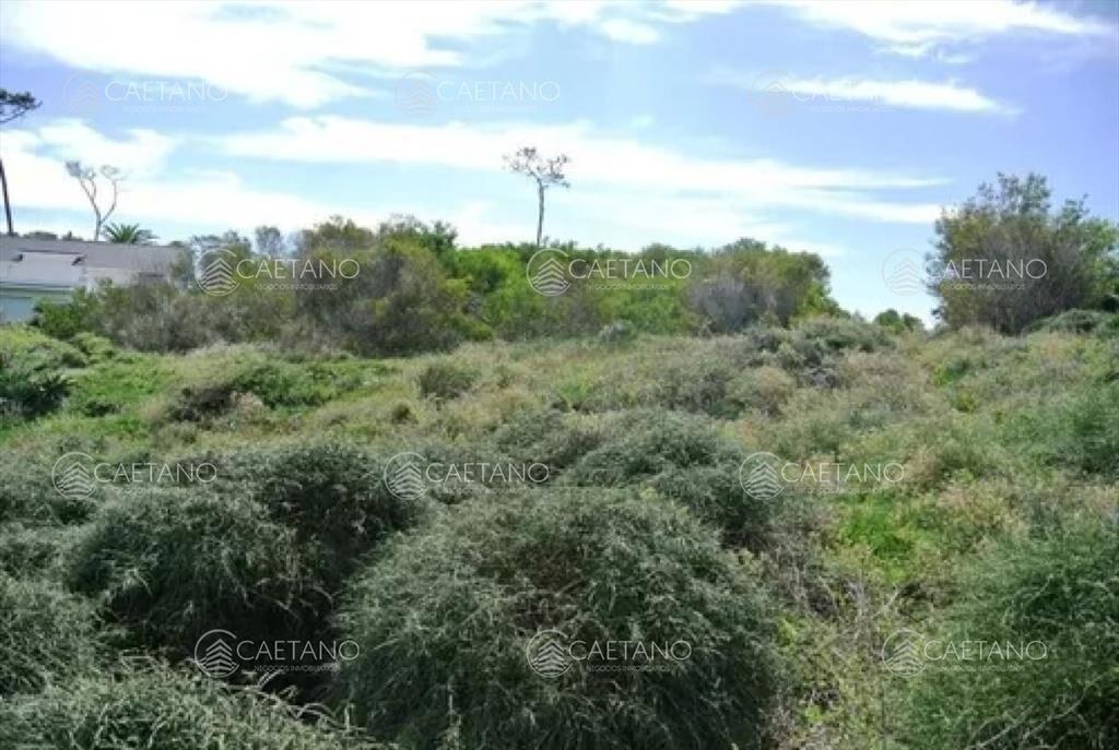 Venta terreno primera línea playa manas Punta