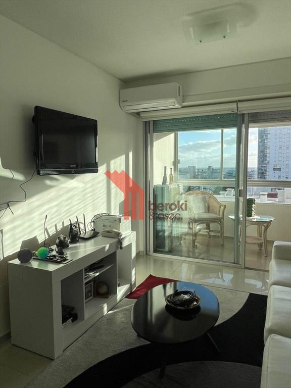 Venta apartamento 1 dormitorio, garaje. Punta