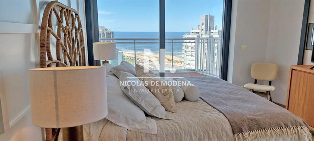 Venta Apartamento en Punta del Este Torre Onix  -