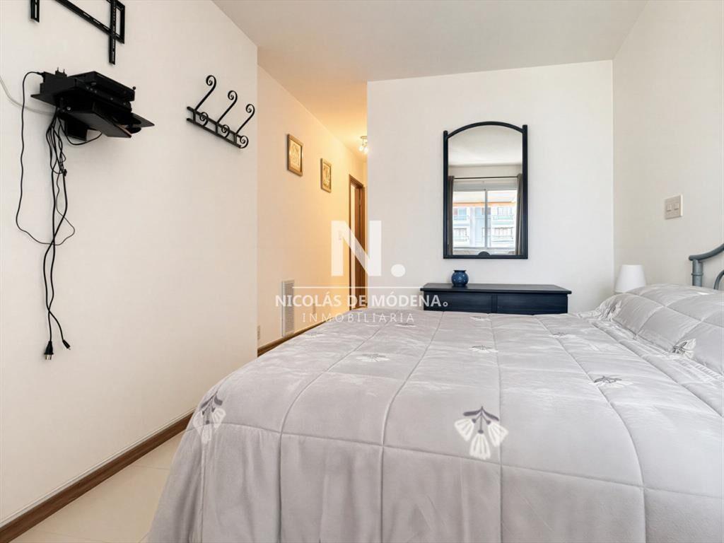 Apartamento de 2 dormitorios en venta y alquiler