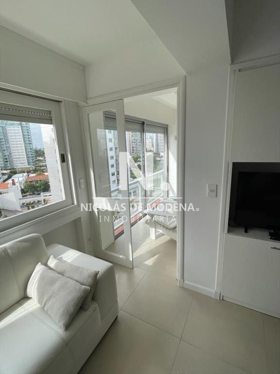 Vende Apartamento en Brava - Punta del Este de 2