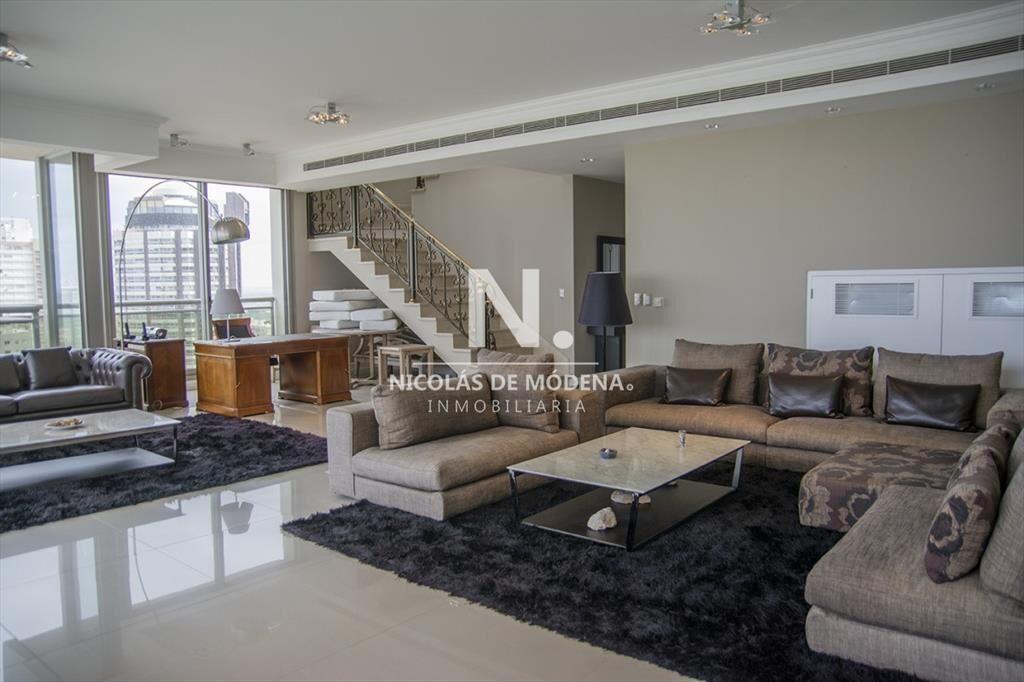 Impresionante penthouse frente al mar.  Torre