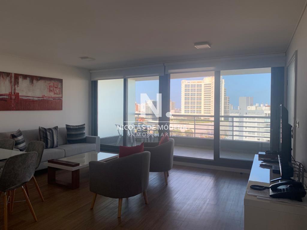 Departamento de 2 dormitorios en suite,Torre DEL