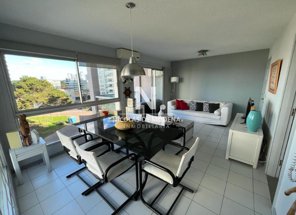 Vende apartamento en Brava Punta del Este de 2