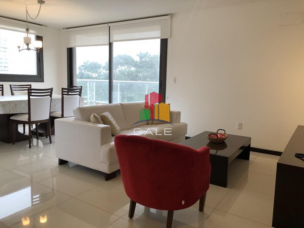 Apartamento de 3 dormitorios en zona club de tenis cantegri