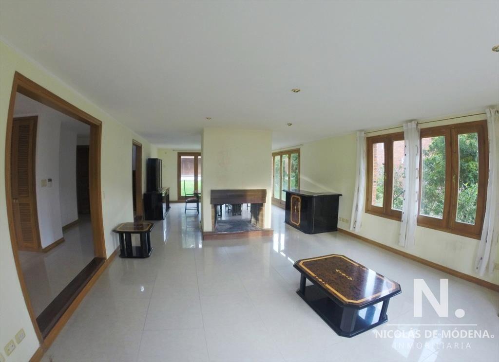 Casa en venta en la zona de Lugano - Punta del Este