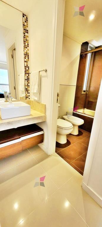 VENTA DE APARTAMENTO DE 3 DORMITORIOS EN EDIFICIO FOREST TO