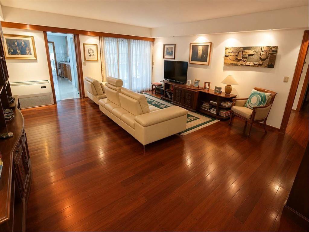 Alquiler Apartamento Punta Carretas 4 Dormitorios 5 Baños M
