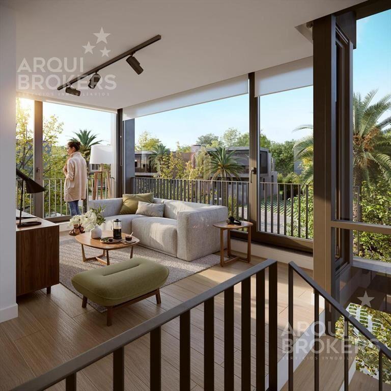 Casa de cuatro dormitorios en venta en Carrasco - 010A