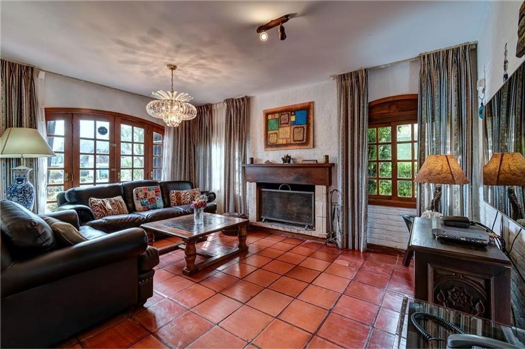 CASA VENTA PORTEZUELO PUNTA BALLENA 150 M DEL MAR