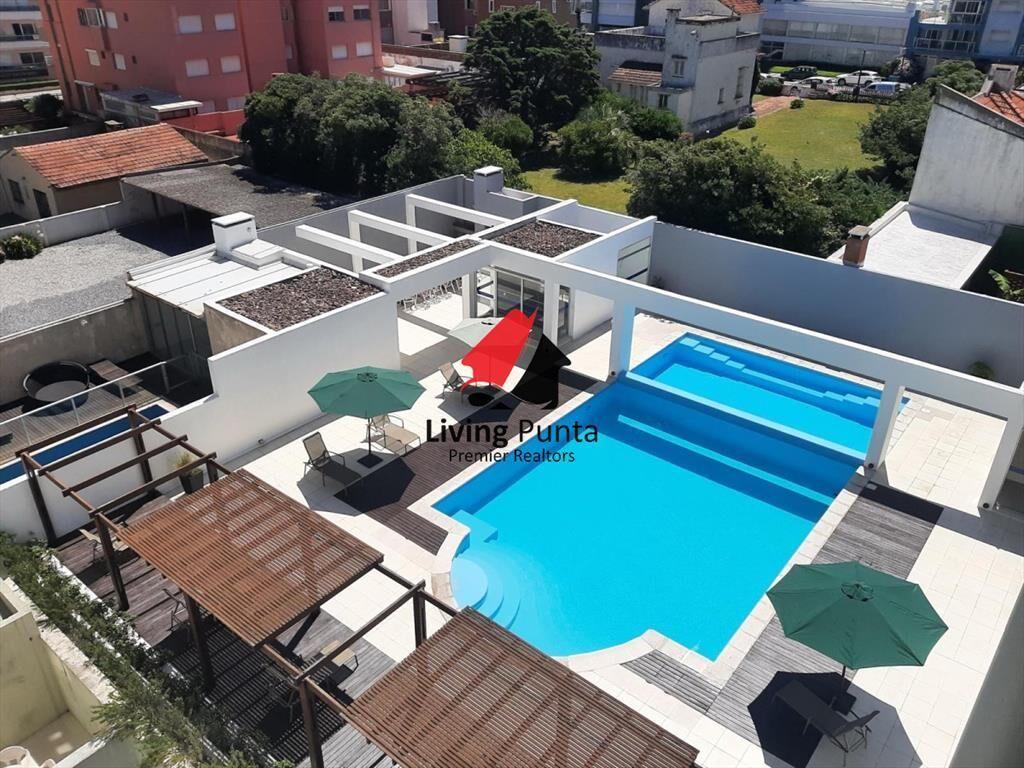 Hermoso pent house con barbacoa propia