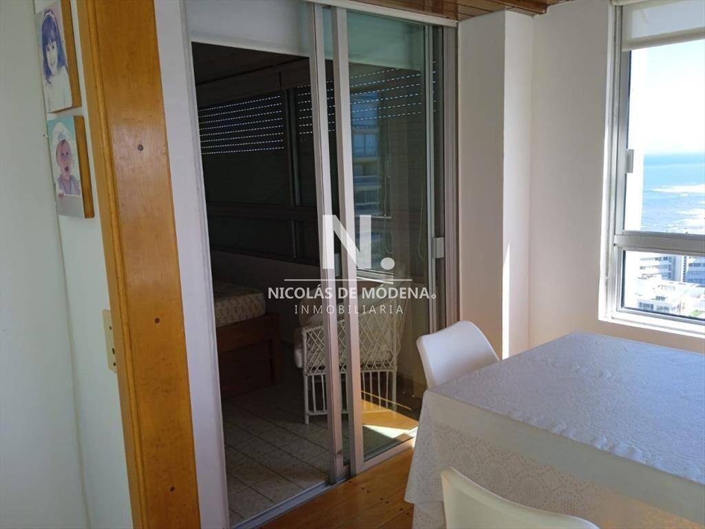 Apartamento en Peninsula, 3 dormitorios *