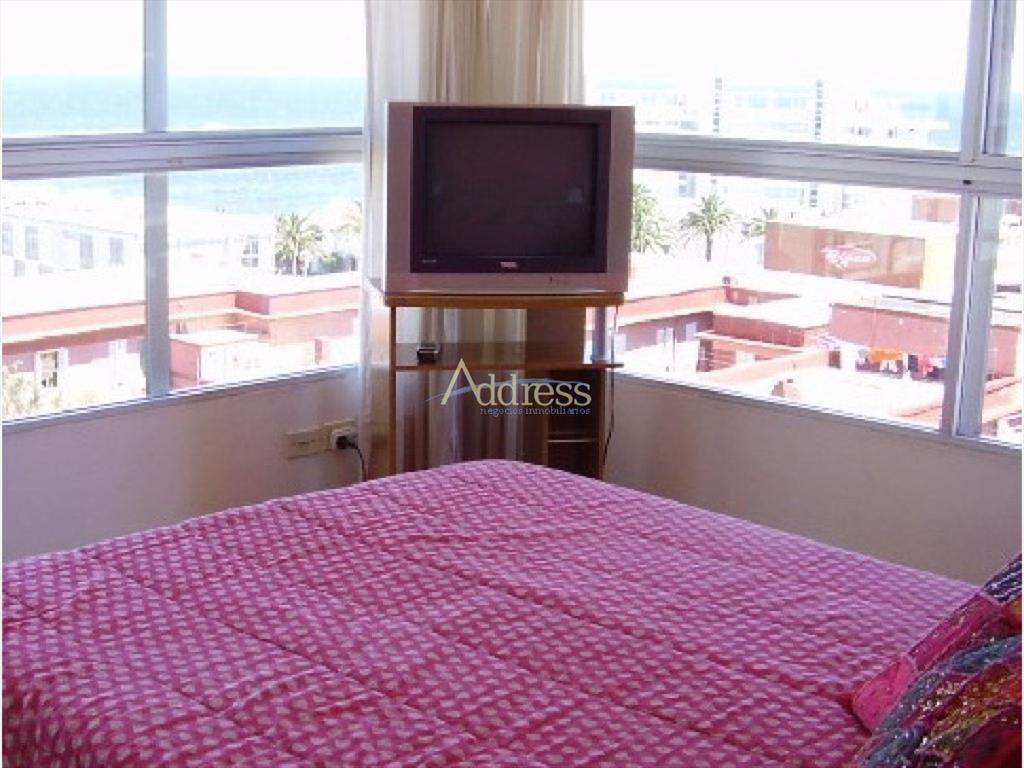 Apartamento en Peninsula, 3 dormitorios *