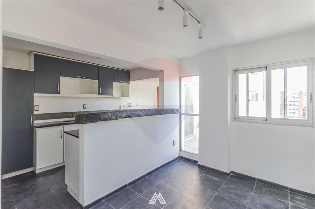 Venta Penthouse 3 dorm. y garaje Punta Carretas