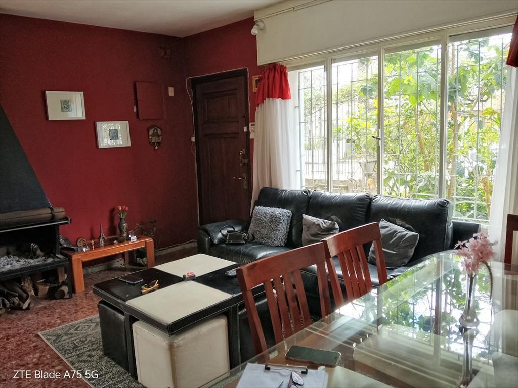 Casa en venta en Brazo Oriental,  2 plantas, 3 dormitori...
