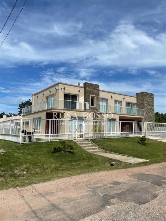 Casa en la barra.