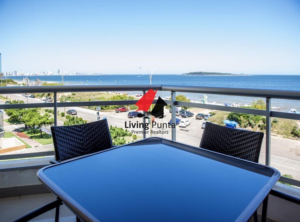 Vende hermoso Penthouse en Playa Mansa con azotea