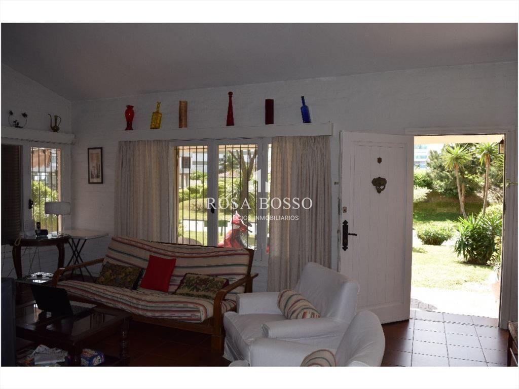 Casa en Mansa, 3 dormitorios *