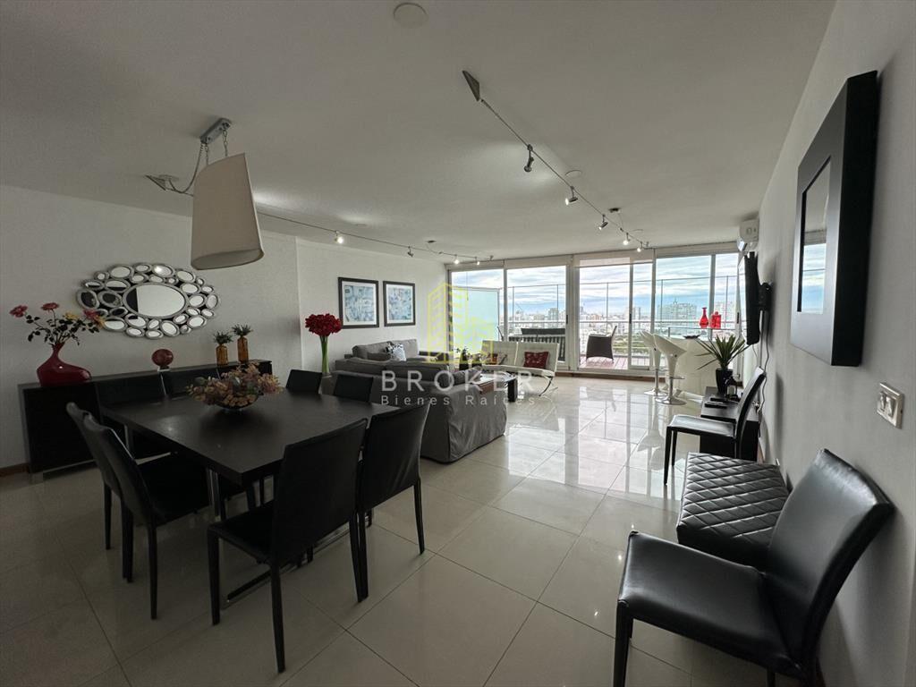 Venta y alquiller de espectacular penthouse con a