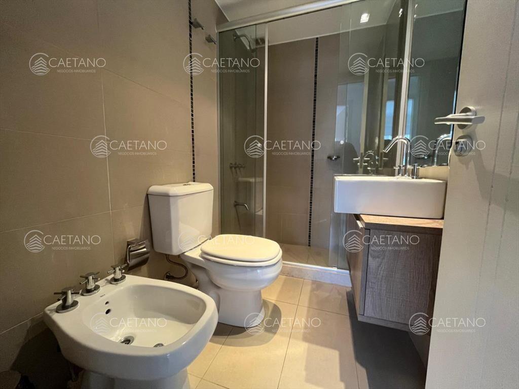 Apartamento en Venta de 2 dormitorios a cuadras del Puerto