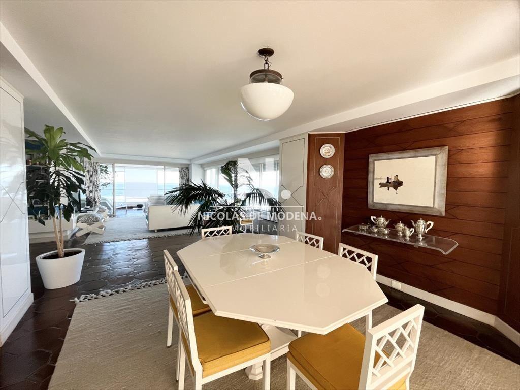 Apartamento en venta de 4 dormitorios en Playa Brava, Punta