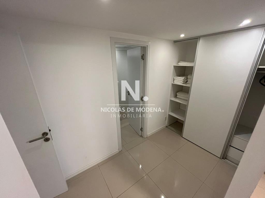 Apartamento en Venta de 3 dormitorios en Aidy ,
