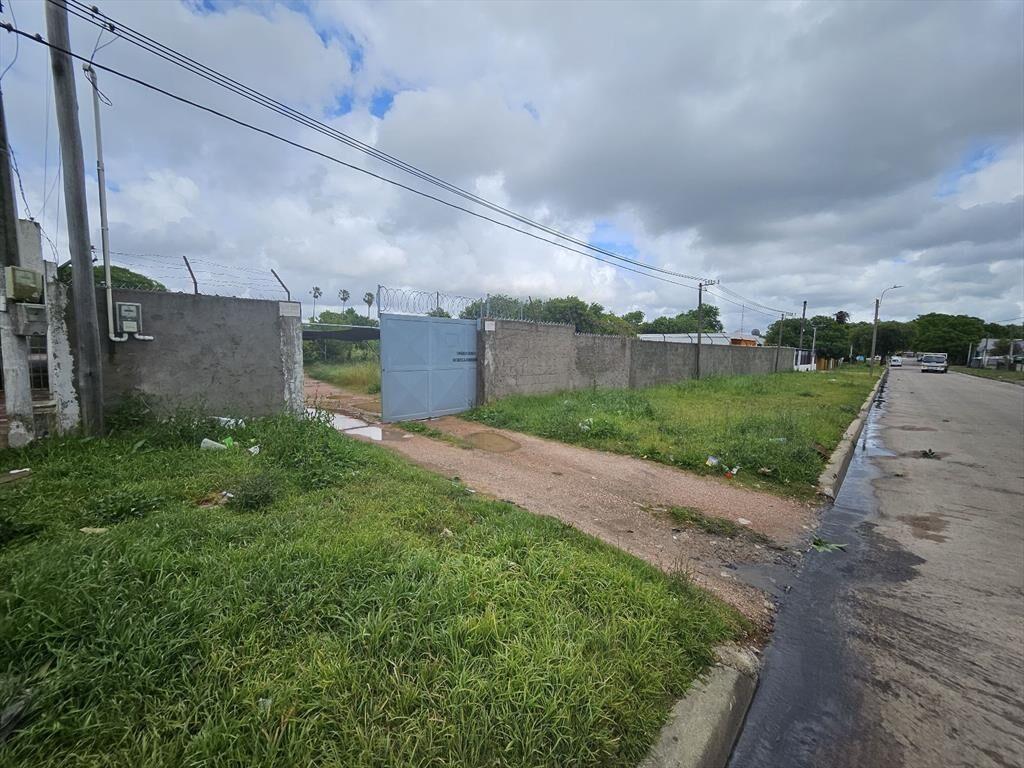 Venta de Terreno, próximo al  Hipódromo de Maroñas: 2359 m2