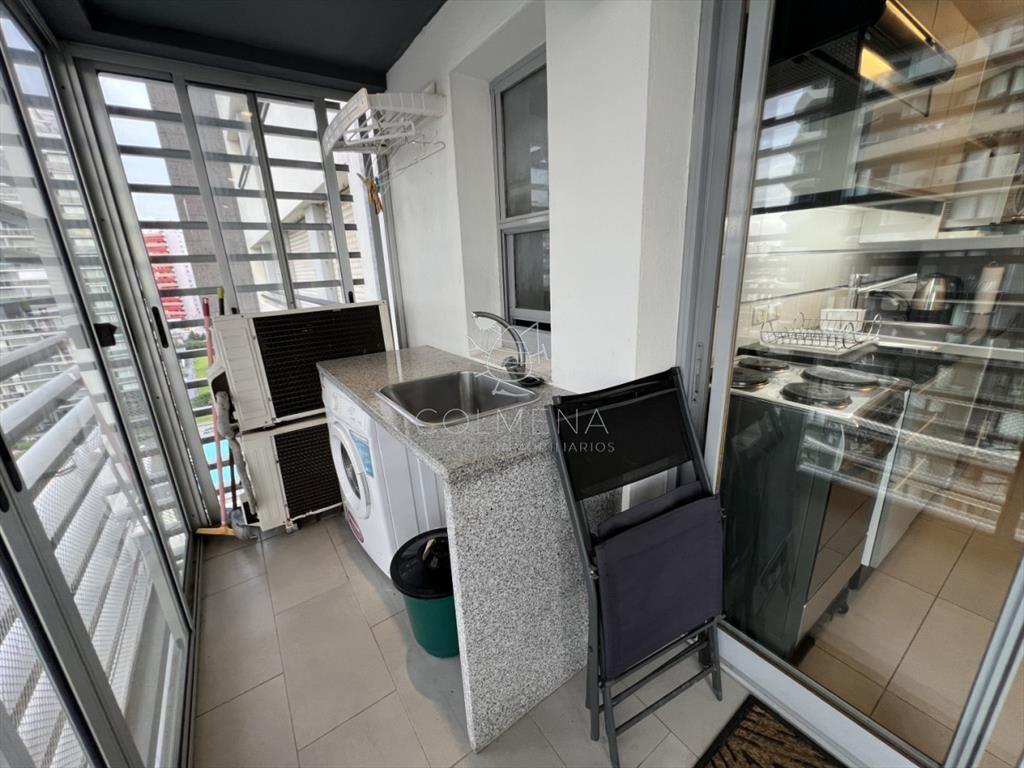 Apartamento de 2 dormitorios 2 baños, en venta.