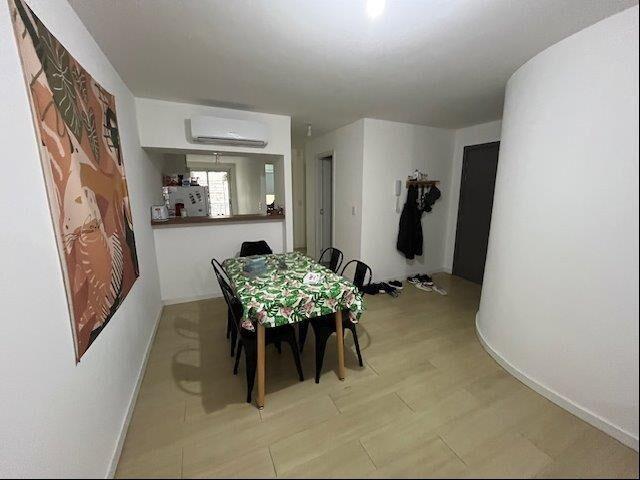 VENTA APARTAMENTO CENTRO 2 DORMITORIOS CON RENTA