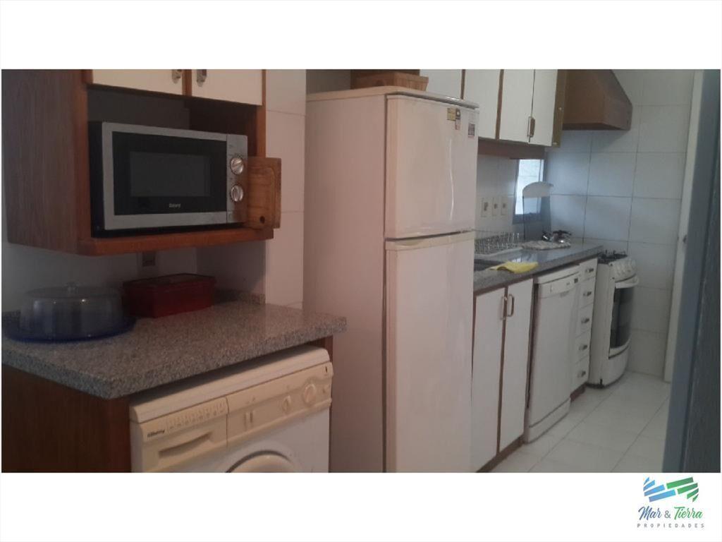 Apartamento en Brava, 2 dormitorios *