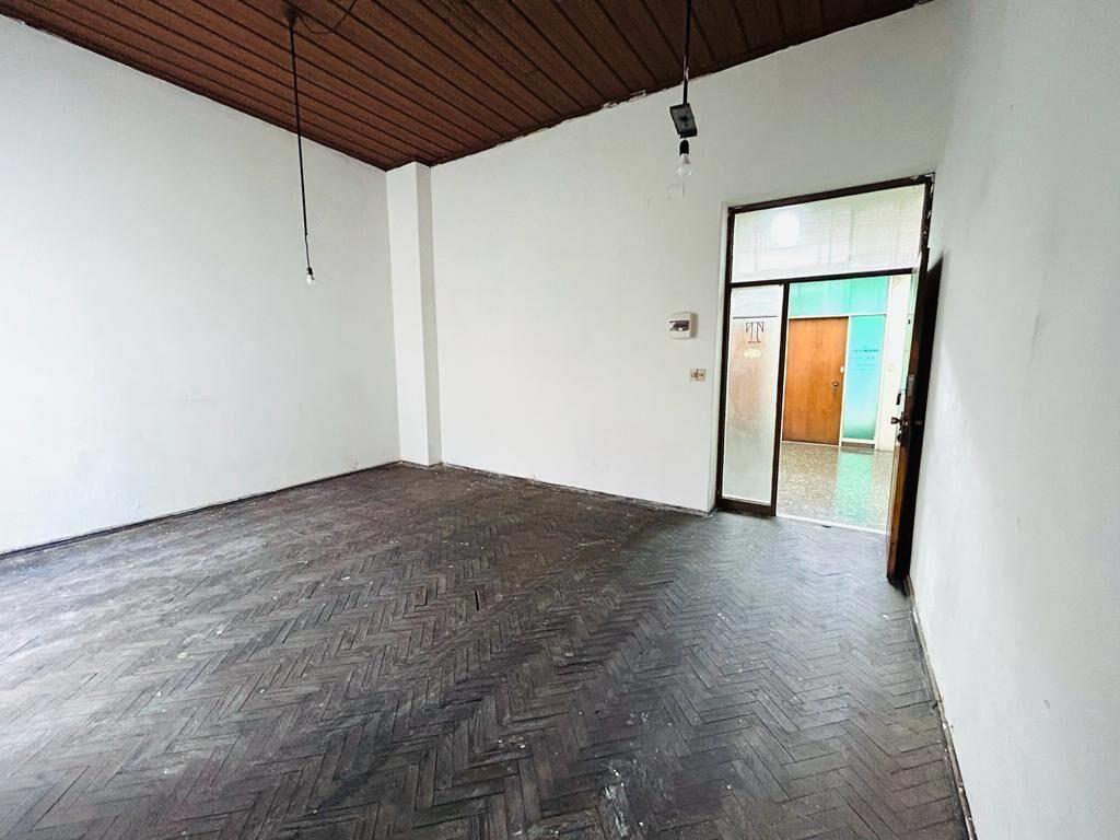 Alquiler Oficina en  calle RINCON - Ciudad vieja