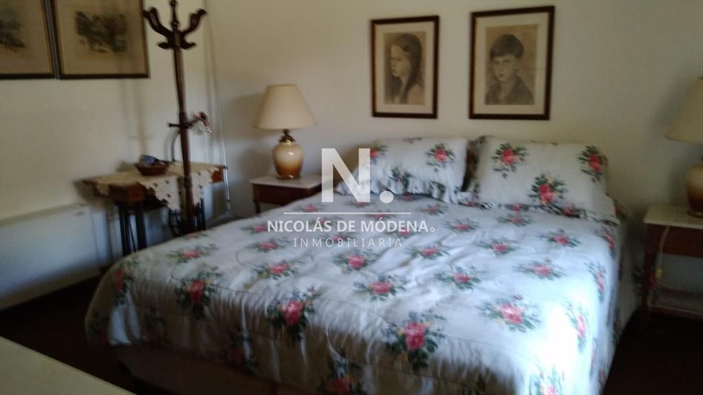 Se vende casa en Playa Mansa de 4 dormitorios al